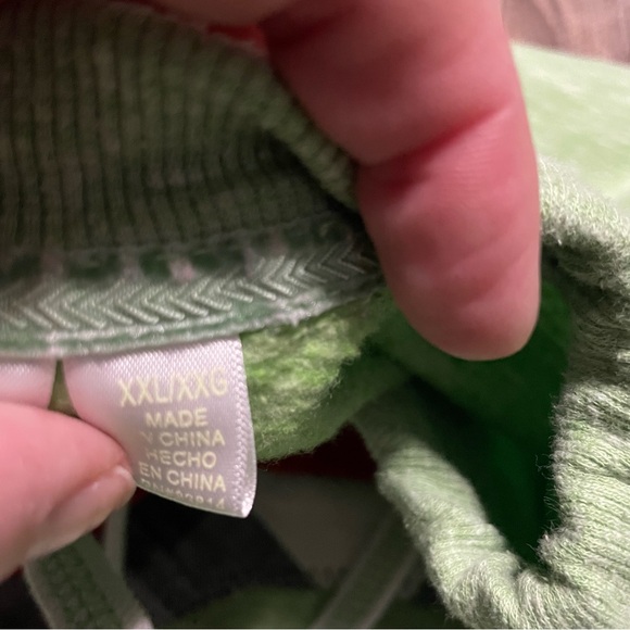 Upcycled Grinch Holiday Christmas Sweatshirt XL XXL Don’t Be A Grinch ooak - Picture 4 of 5